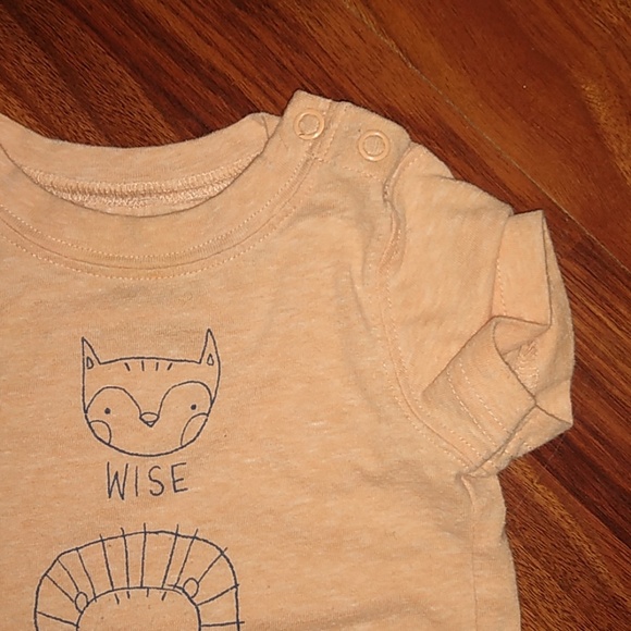 Onsie - Picture 3 of 3